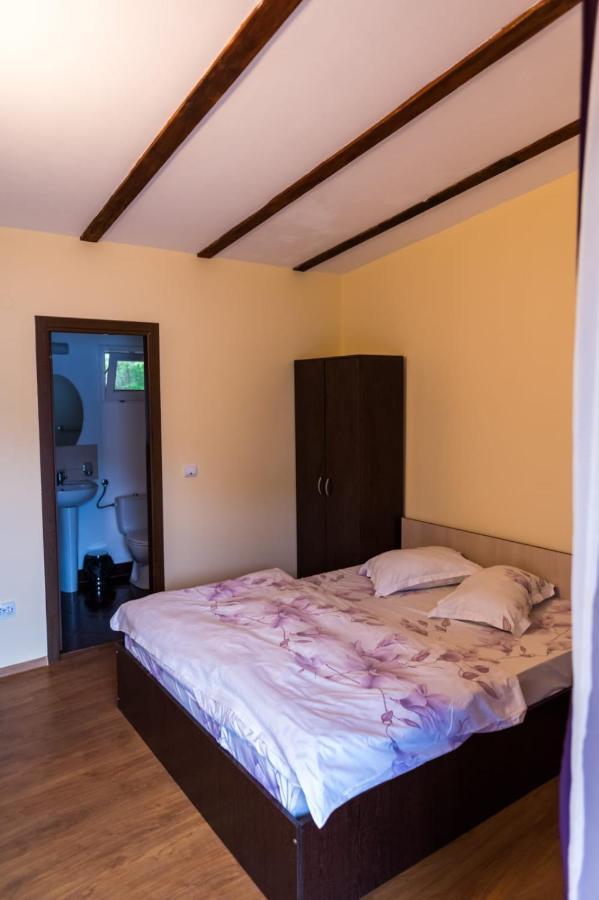 Casa Beasarah. Dubova Quarto foto